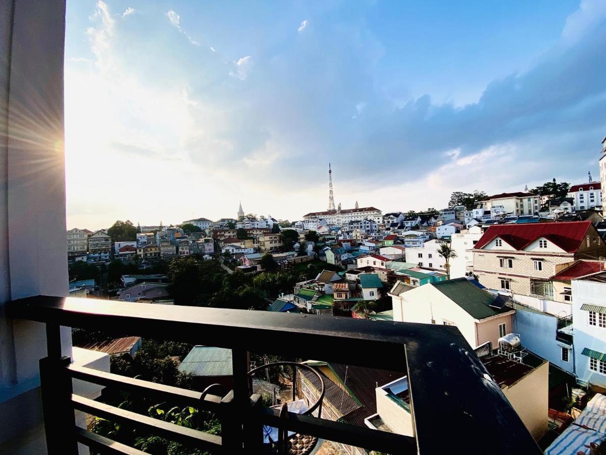 Hanz Bao Hoang Hotel Dalat Bagian luar foto